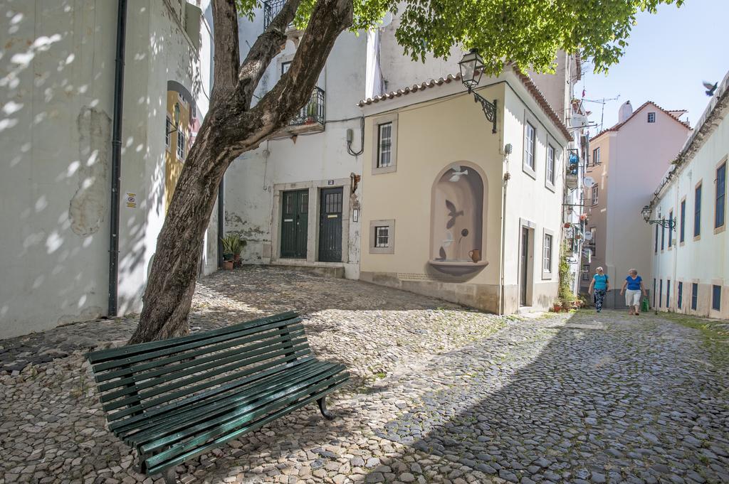 Local In Alfama! Alice Home, Near River Apartment *
