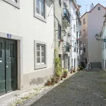 Alice- 2 Bedroom Apartment, Alfama